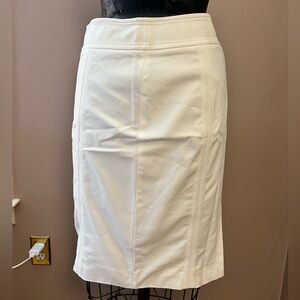 White House Black Market Crisp White Stretchy Pencil Skirt Size 4